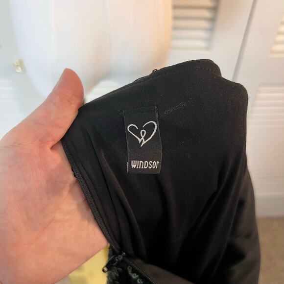 Windsor Emerald Green Sequin Maxi Dress Medium Open Back Formal Gown - Picture 7 of 13